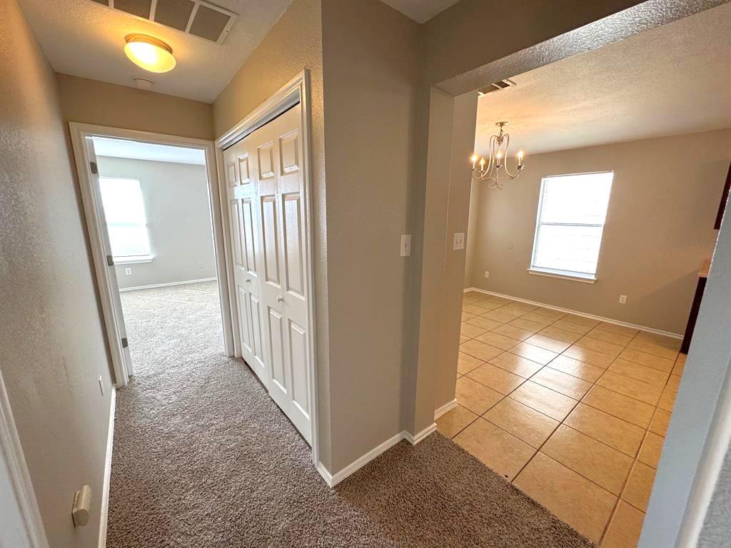 6733 Plains Crest Dr Property Photo 14