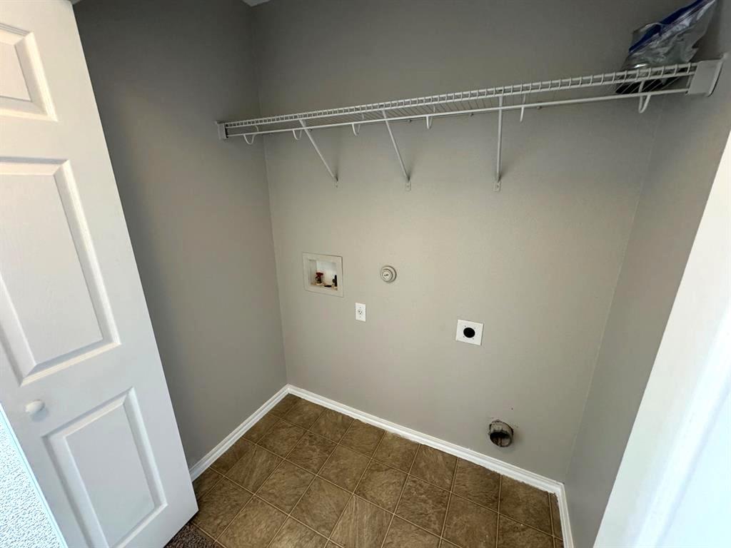 6733 Plains Crest Dr Property Photo 15
