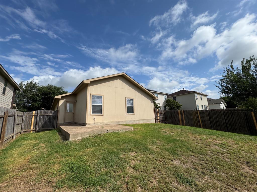 6733 Plains Crest Dr Property Photo 17