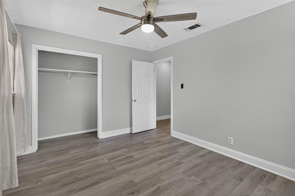 8602 Colonial Dr Property Photo 23