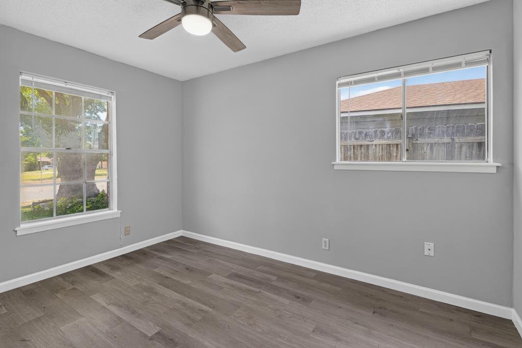 8602 Colonial Dr Property Photo 26