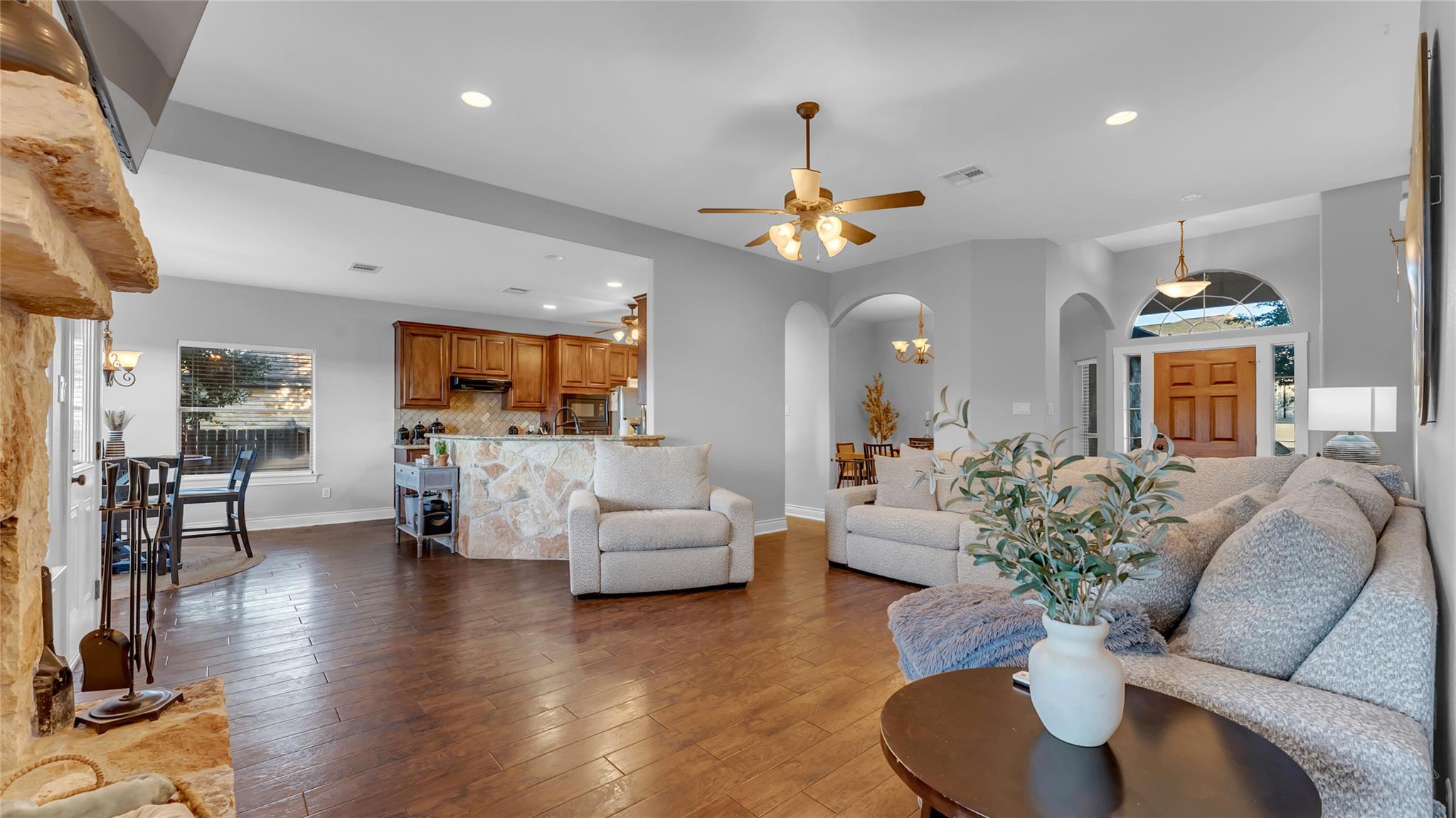 108 Natalies Pt Property Photo 5