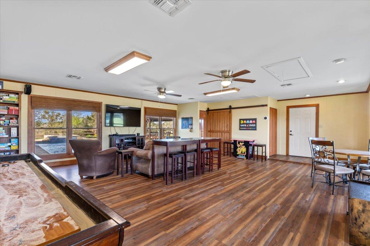 1163 Private Road 6002 Property Photo 13