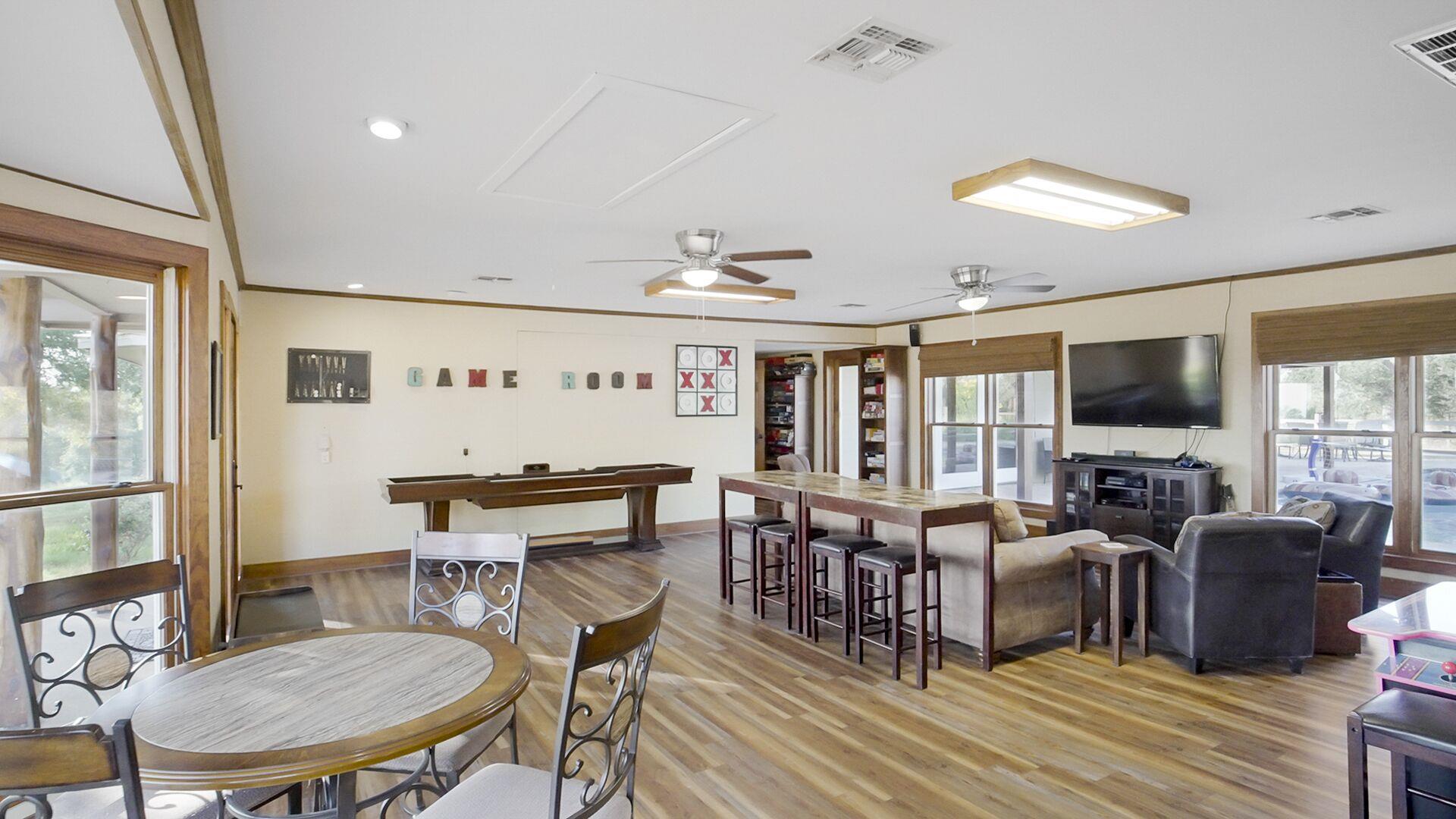 1163 Private Road 6002 Property Photo 14