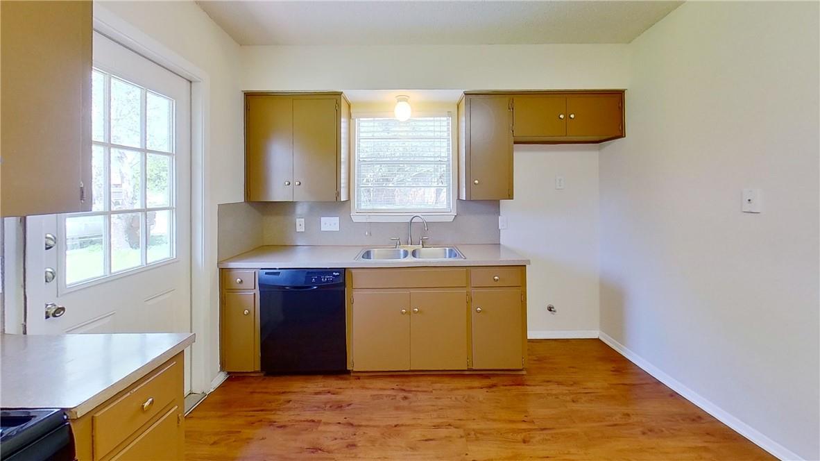 1209 Westcott Dr #a Property Photo 4