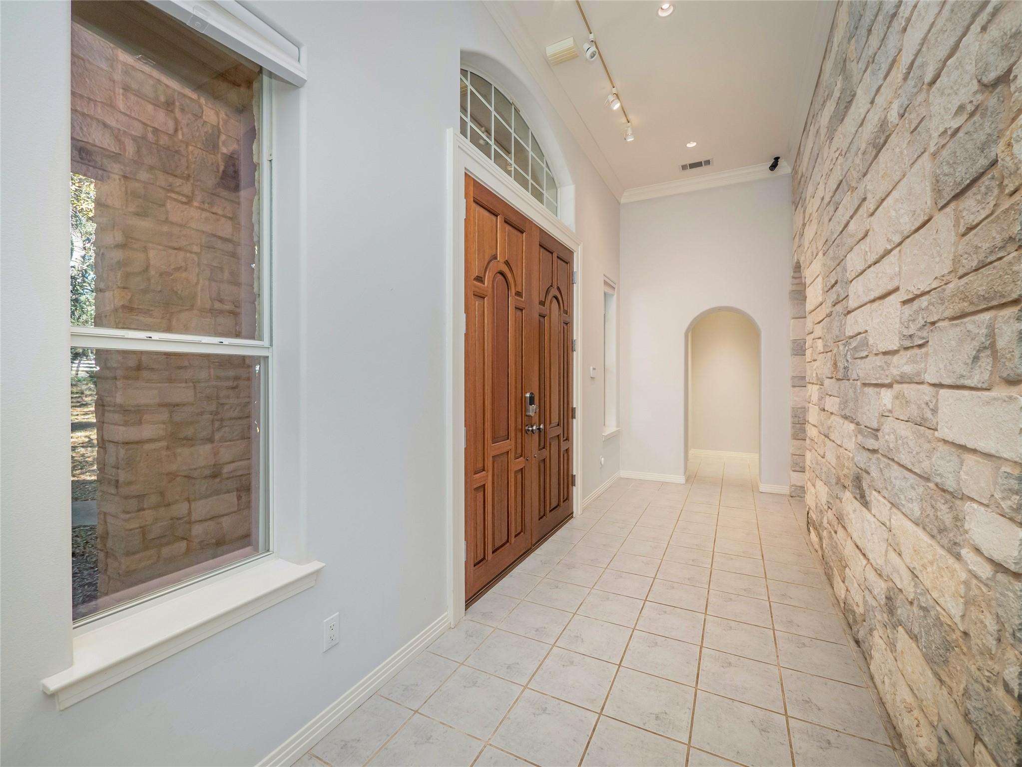 112 Twin Saddles None Property Photo 4