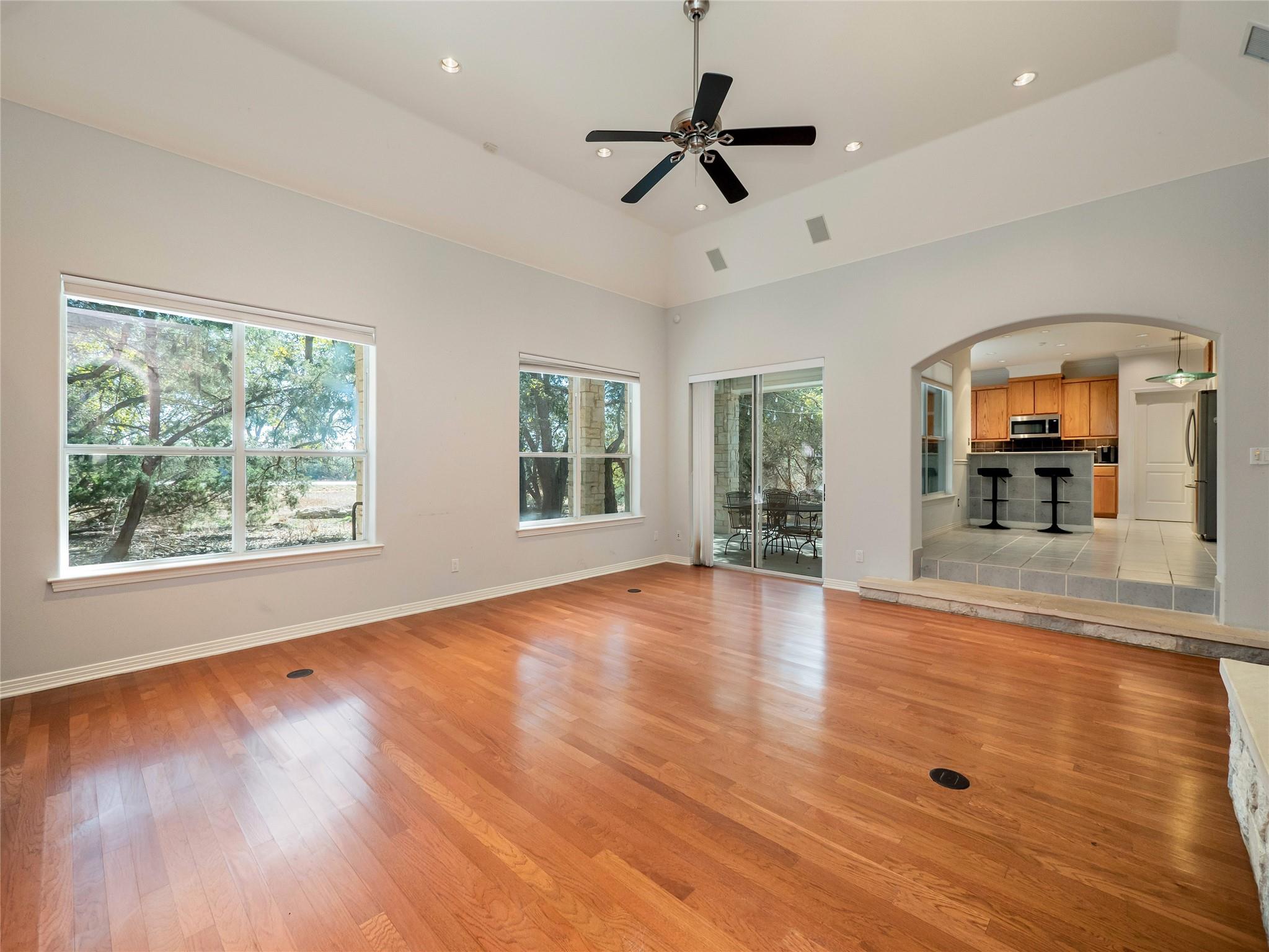 112 Twin Saddles None Property Photo 8