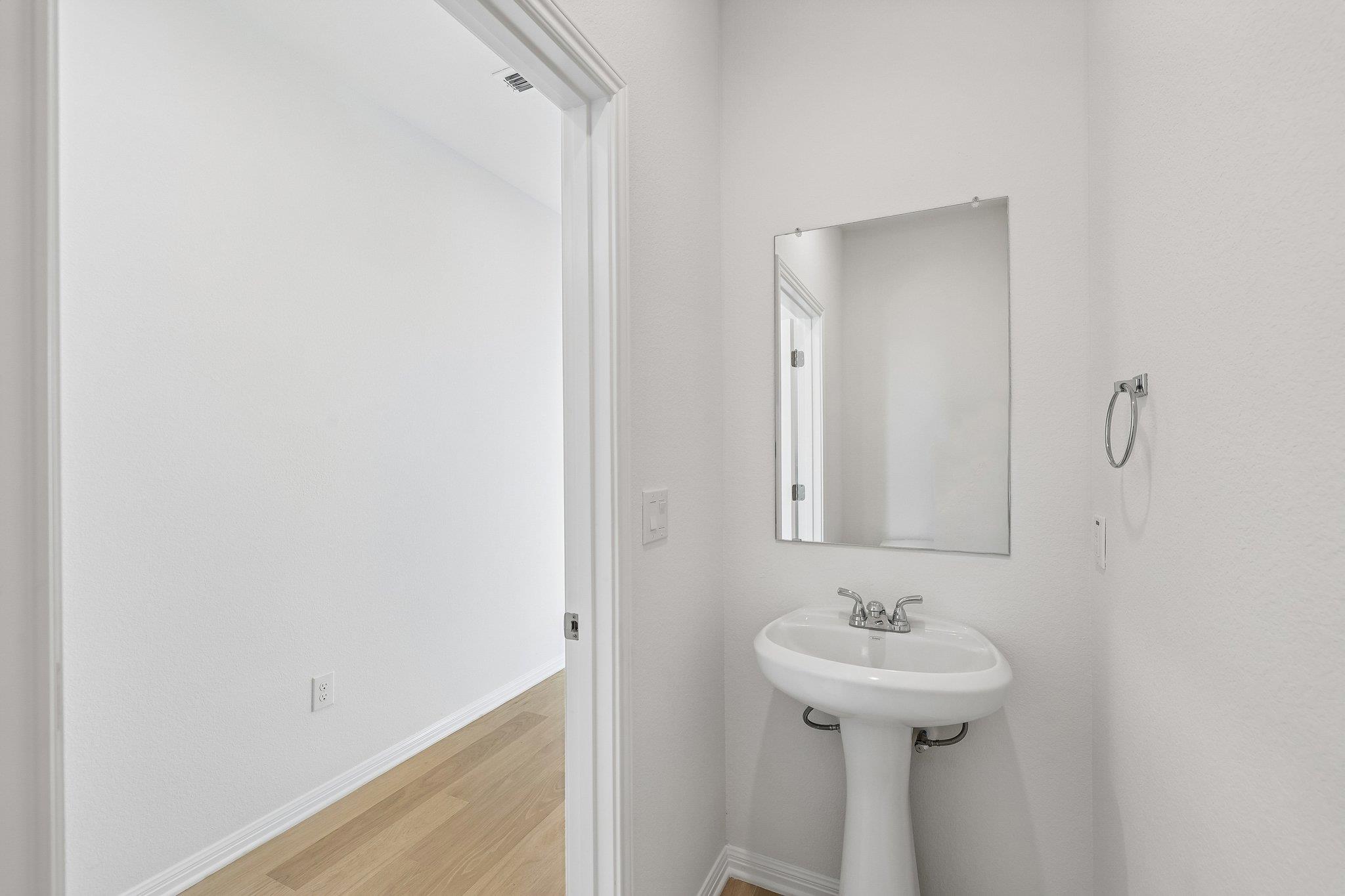 311 Young St Property Photo 8