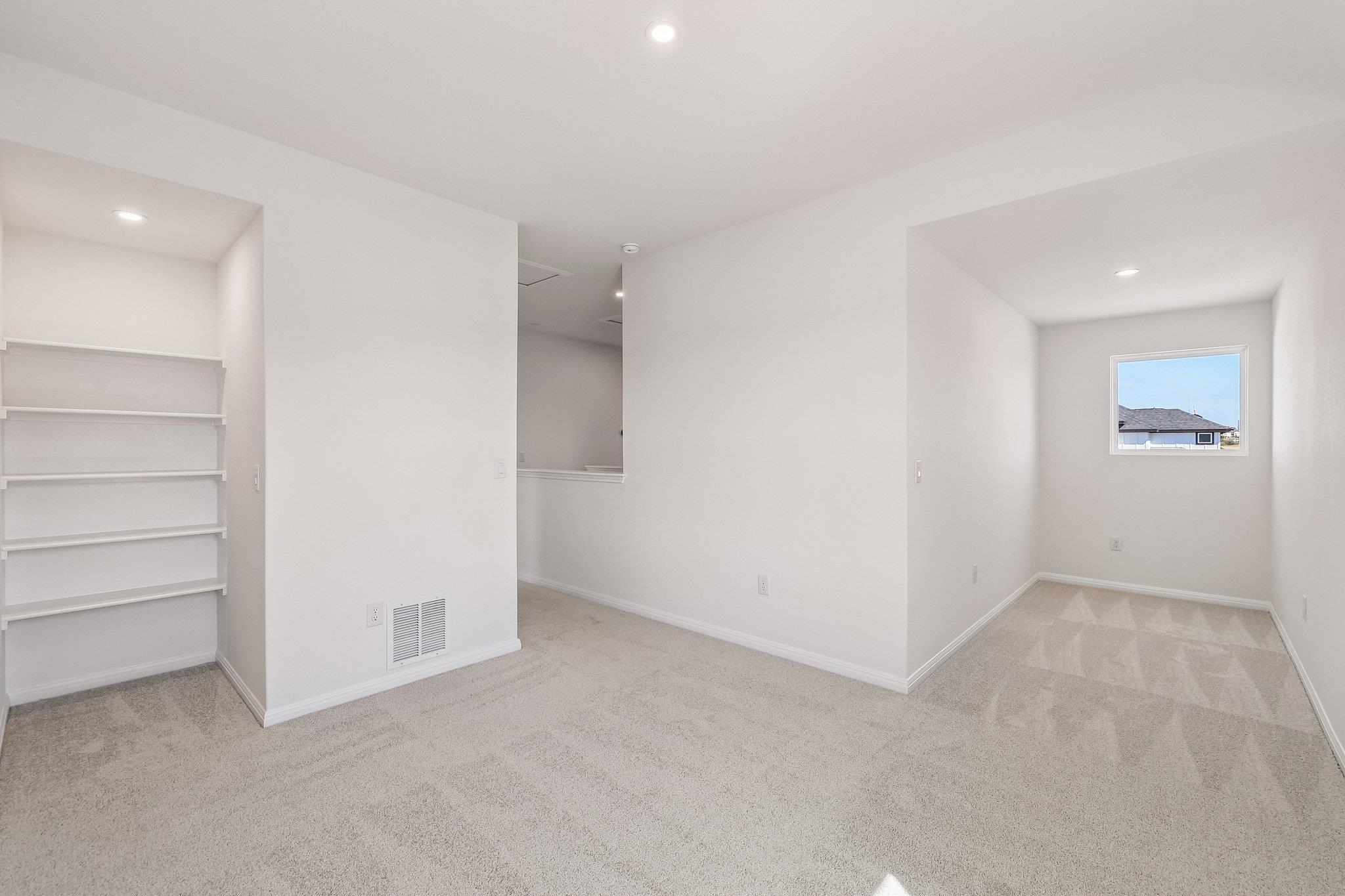 311 Young St Property Photo 11