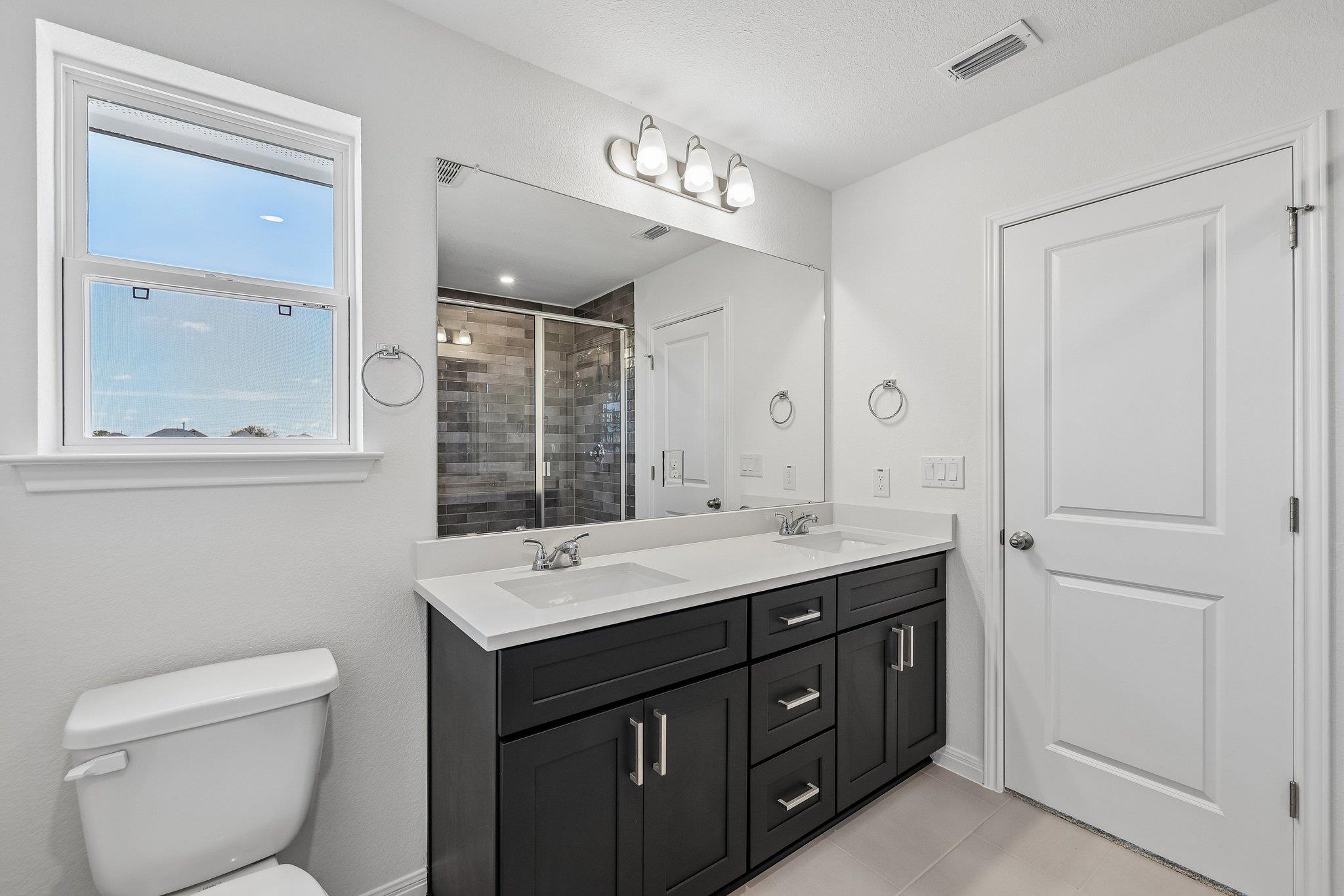 311 Young St Property Photo 16