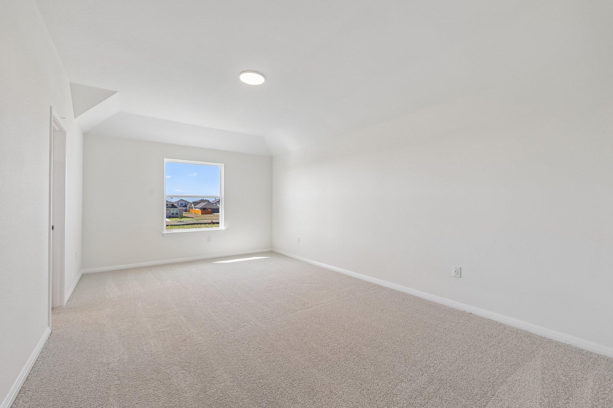 311 Young St Property Photo 24