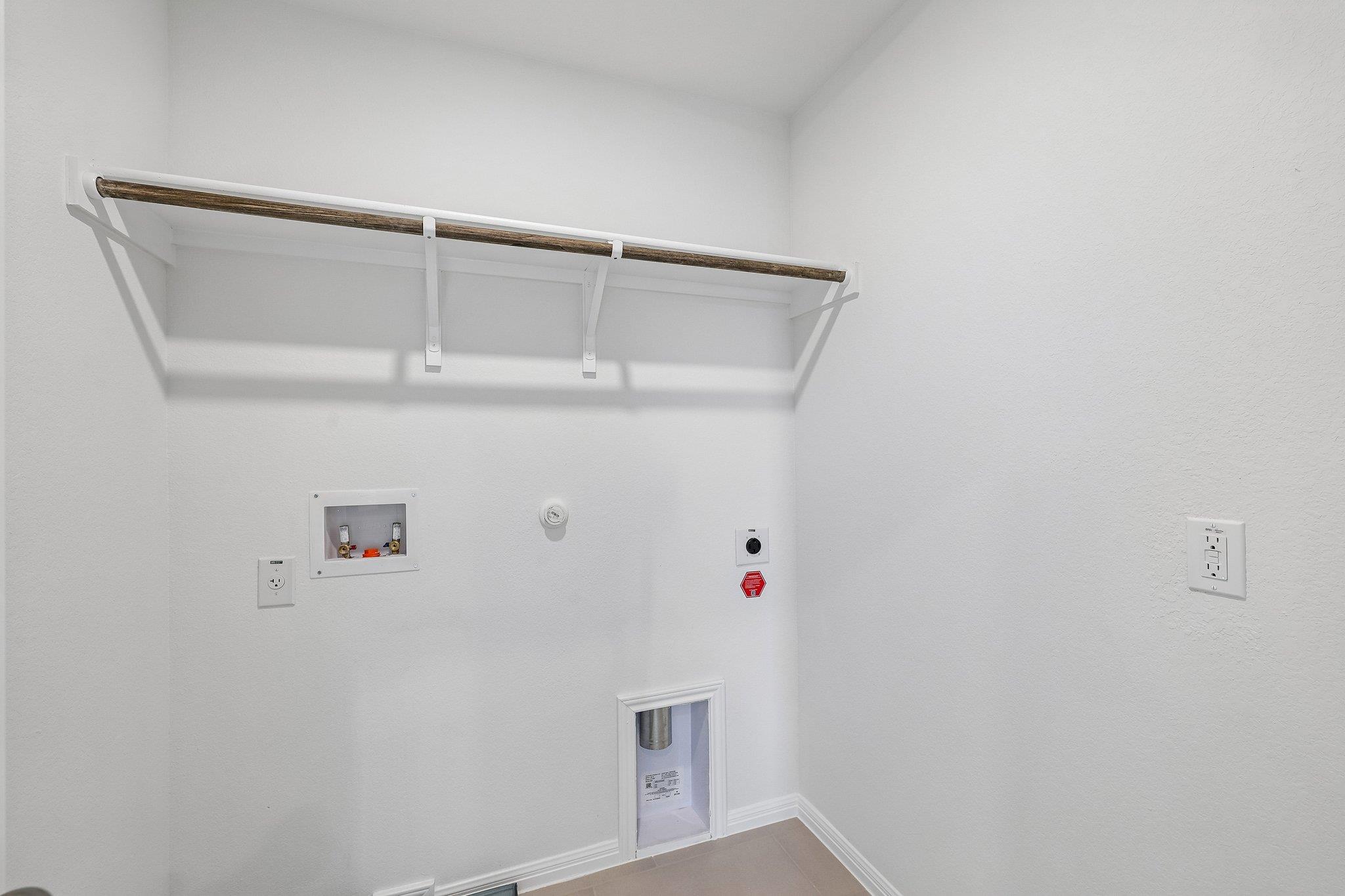 311 Young St Property Photo 25