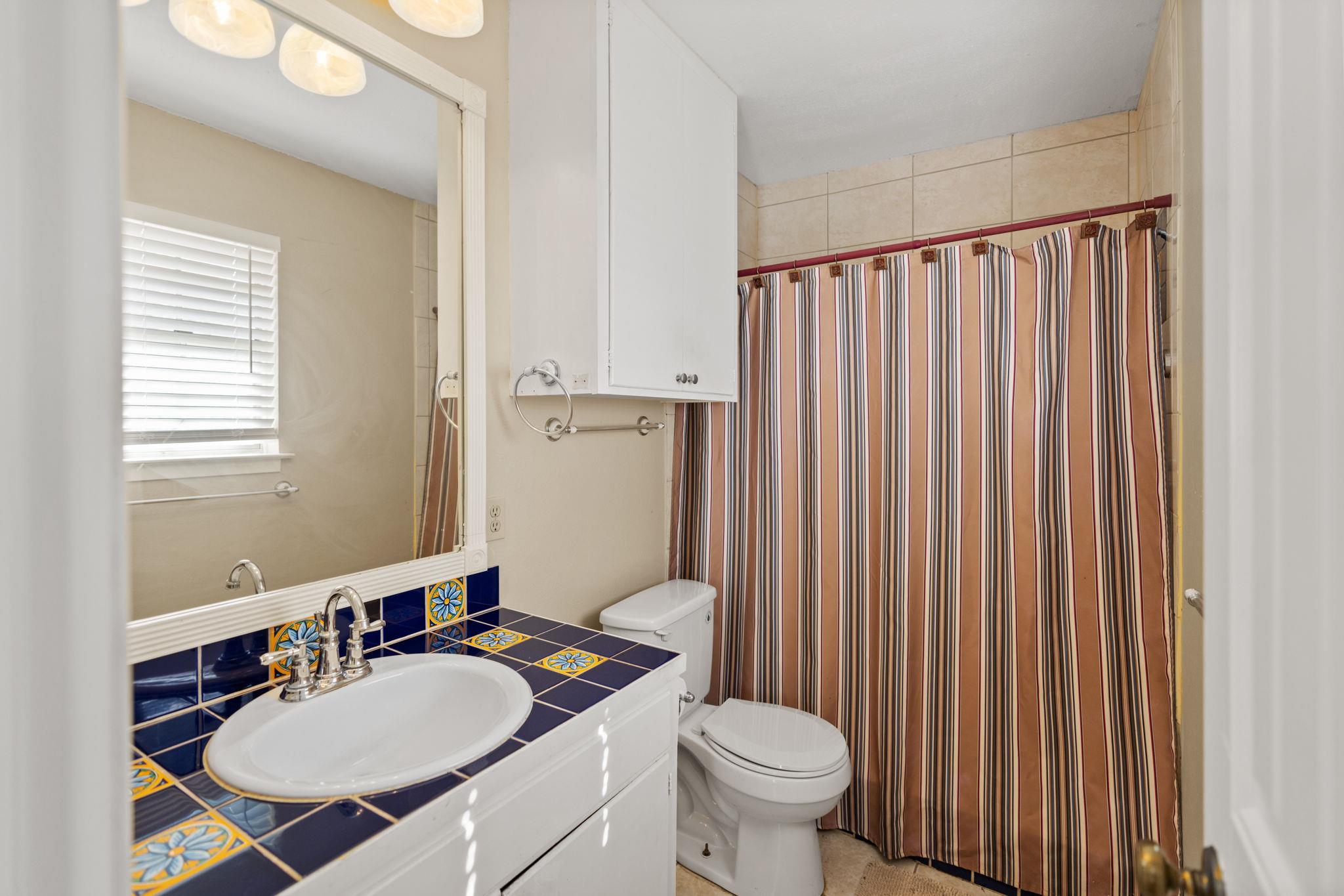 418 Hernandos Loop Property Photo 12