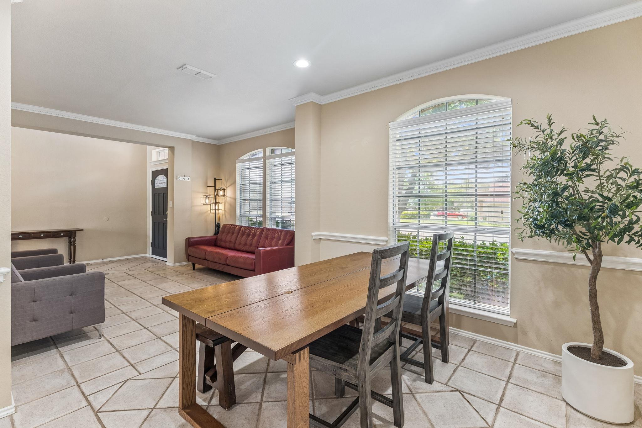 1409 Deer Horn Dr Property Photo 10