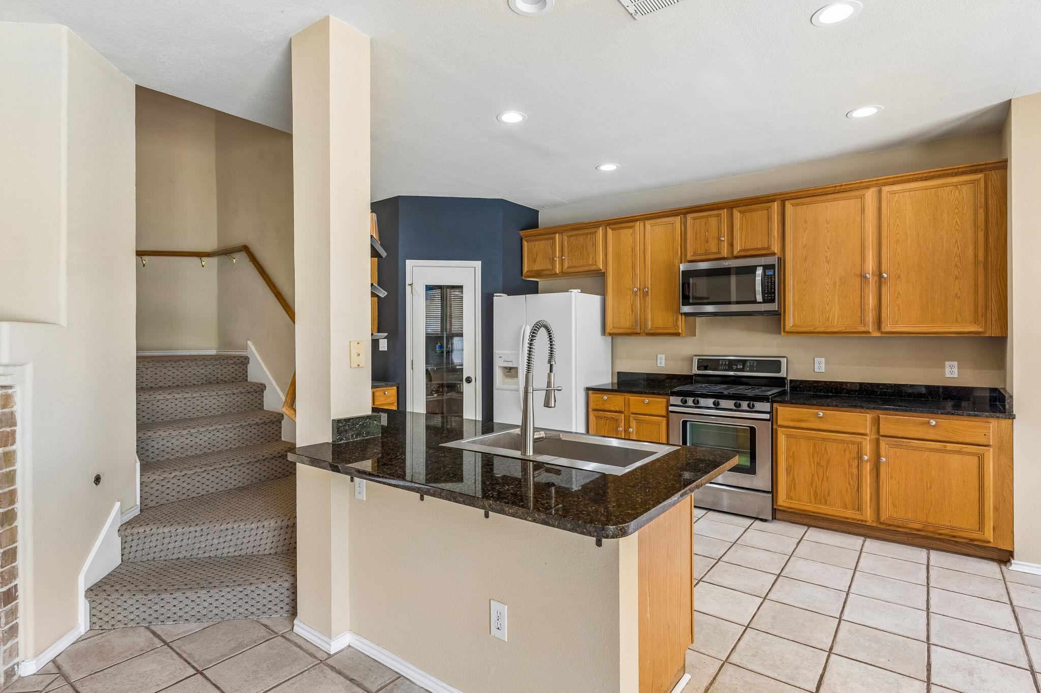 1409 Deer Horn Dr Property Photo 14
