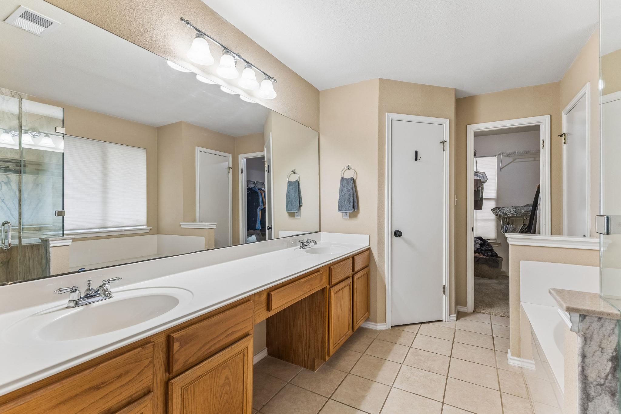 1409 Deer Horn Dr Property Photo 16