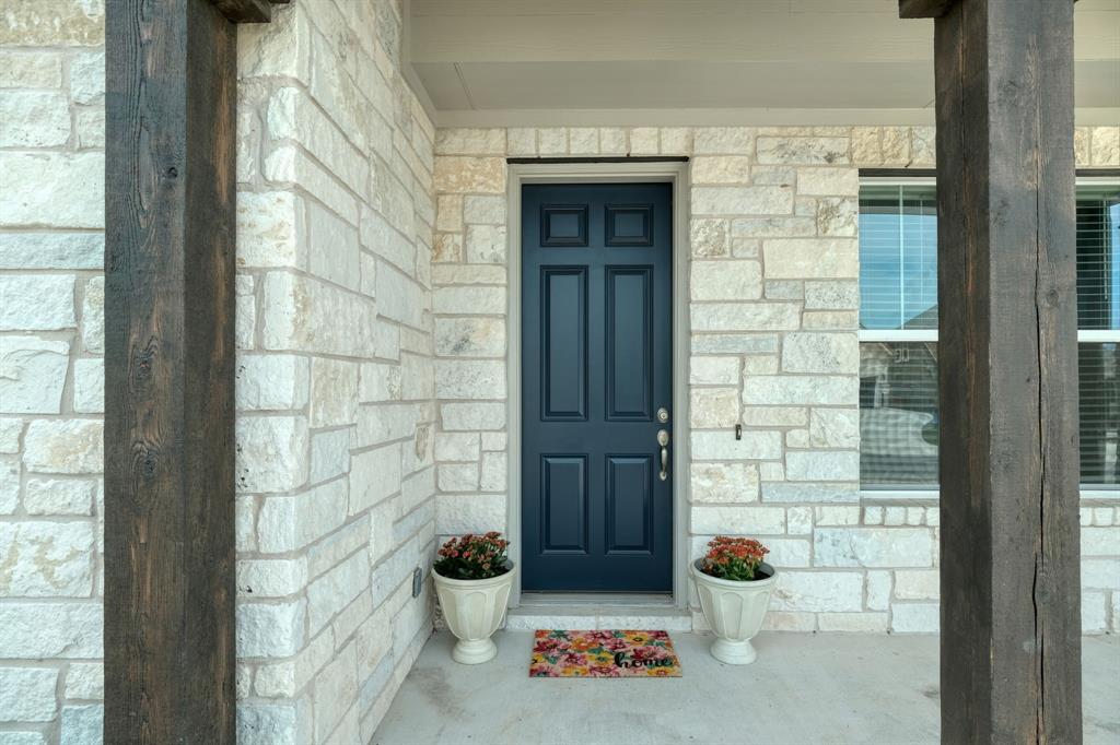 1661 Hazy Hills Loop Property Photo 3