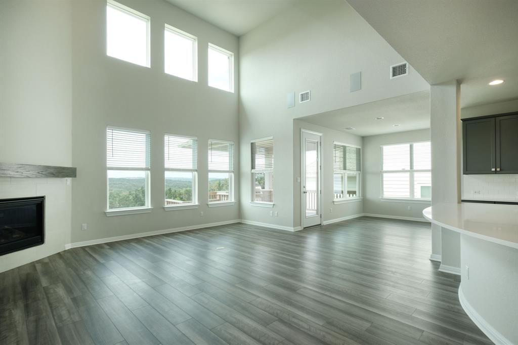 1661 Hazy Hills Loop Property Photo 6