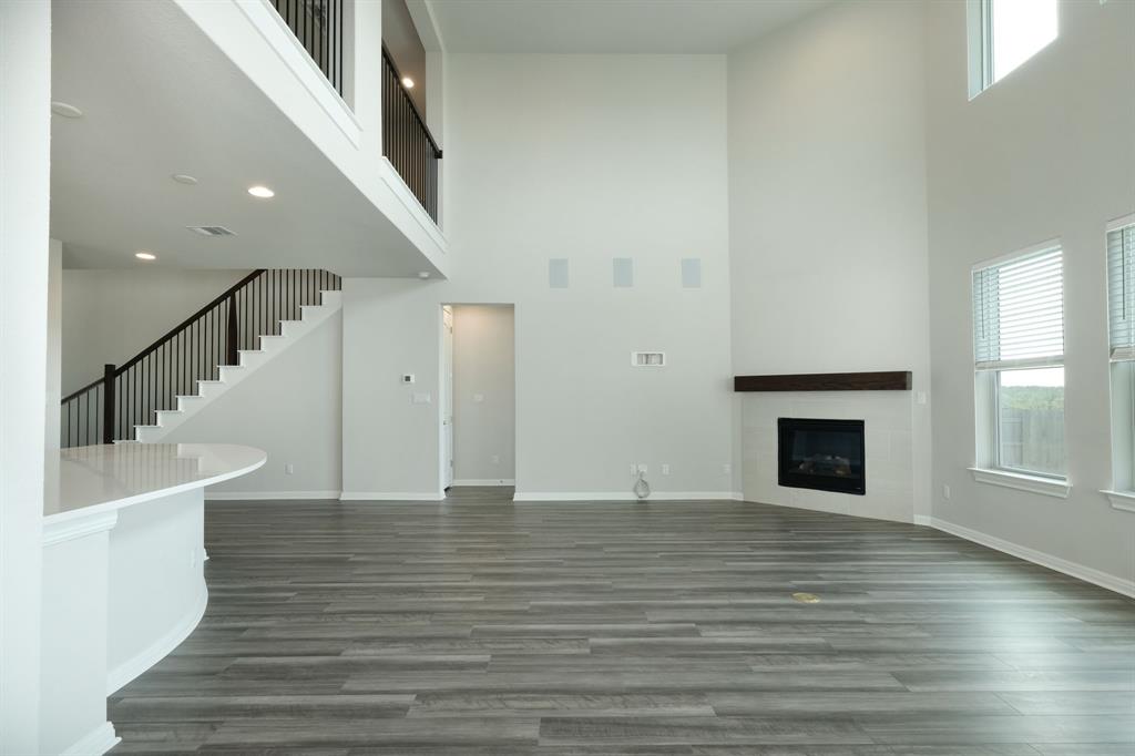 1661 Hazy Hills Loop Property Photo 8
