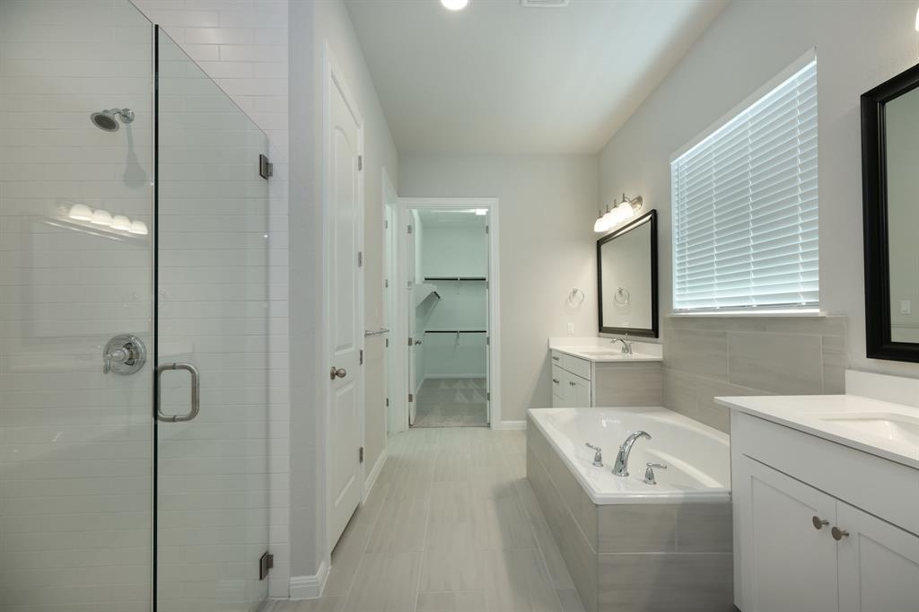 1661 Hazy Hills Loop Property Photo 14