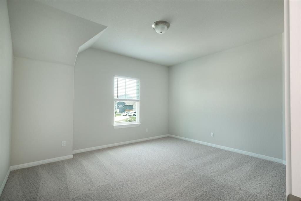1661 Hazy Hills Loop Property Photo 16