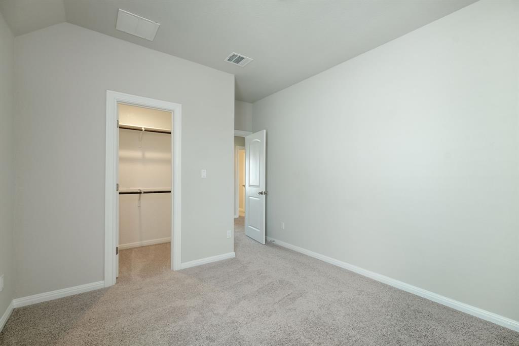 1661 Hazy Hills Loop Property Photo 19