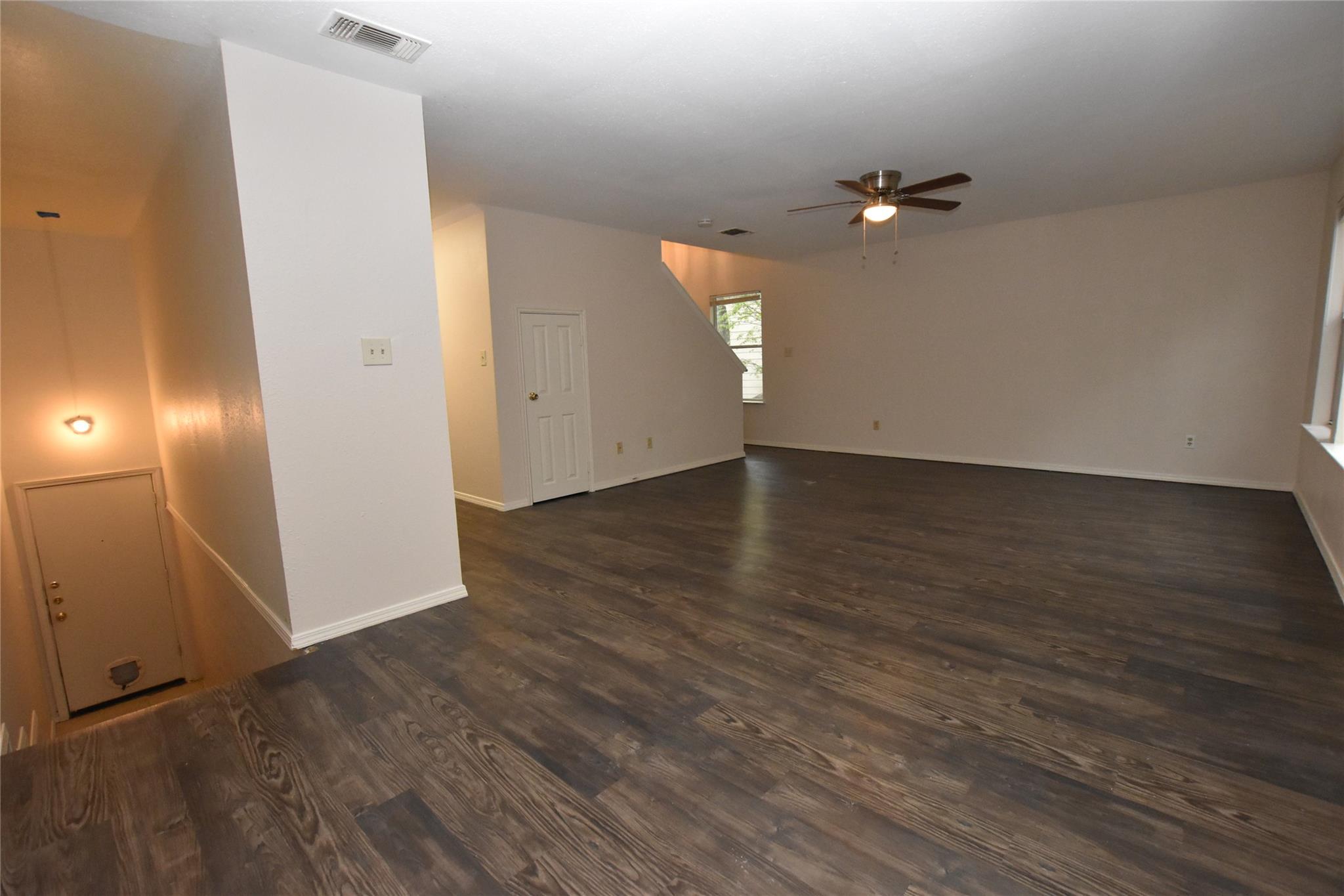 921-923 Sagewood Trl Property Photo 22