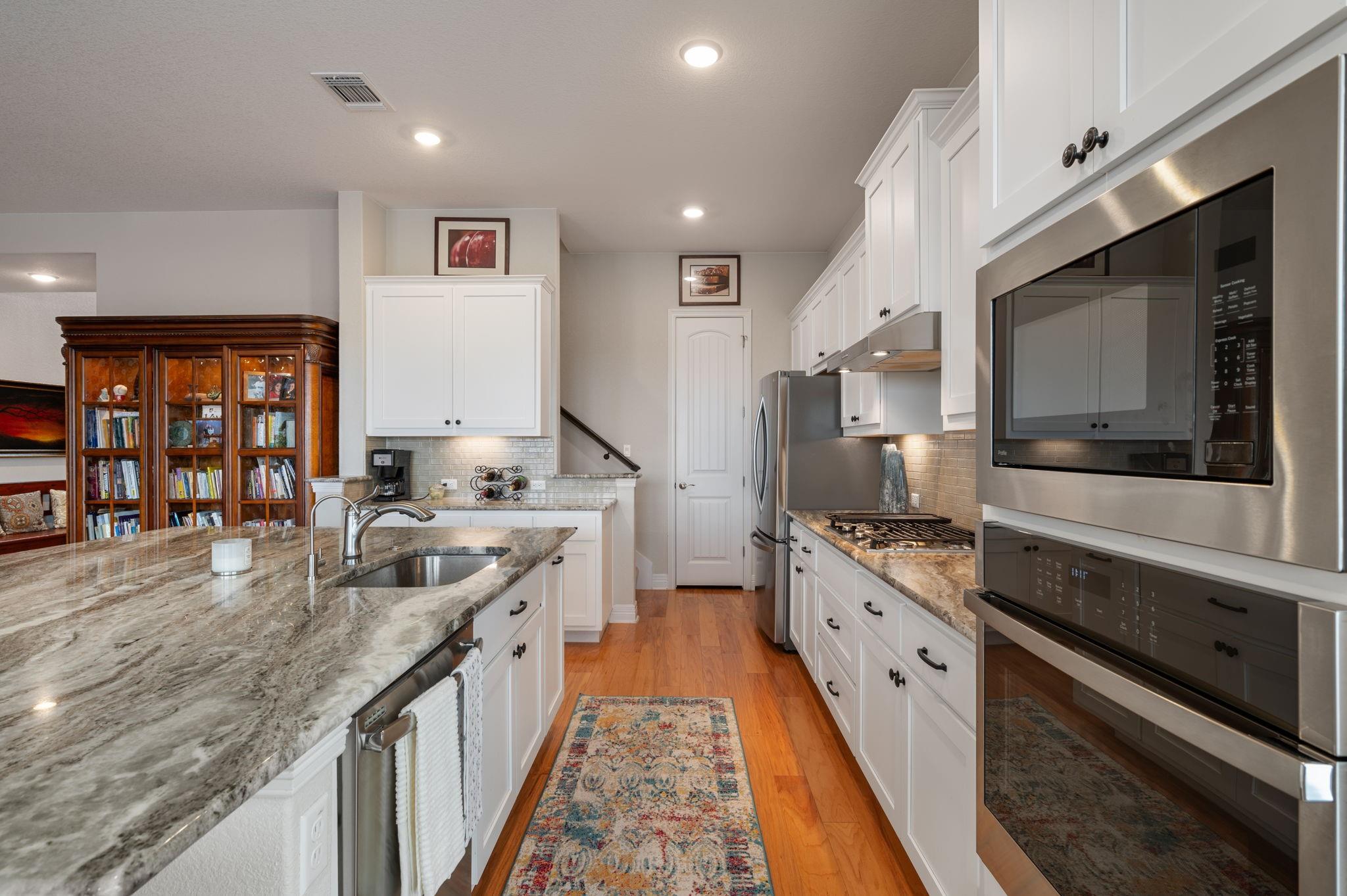 128 Woodway Bnd Property Photo 11