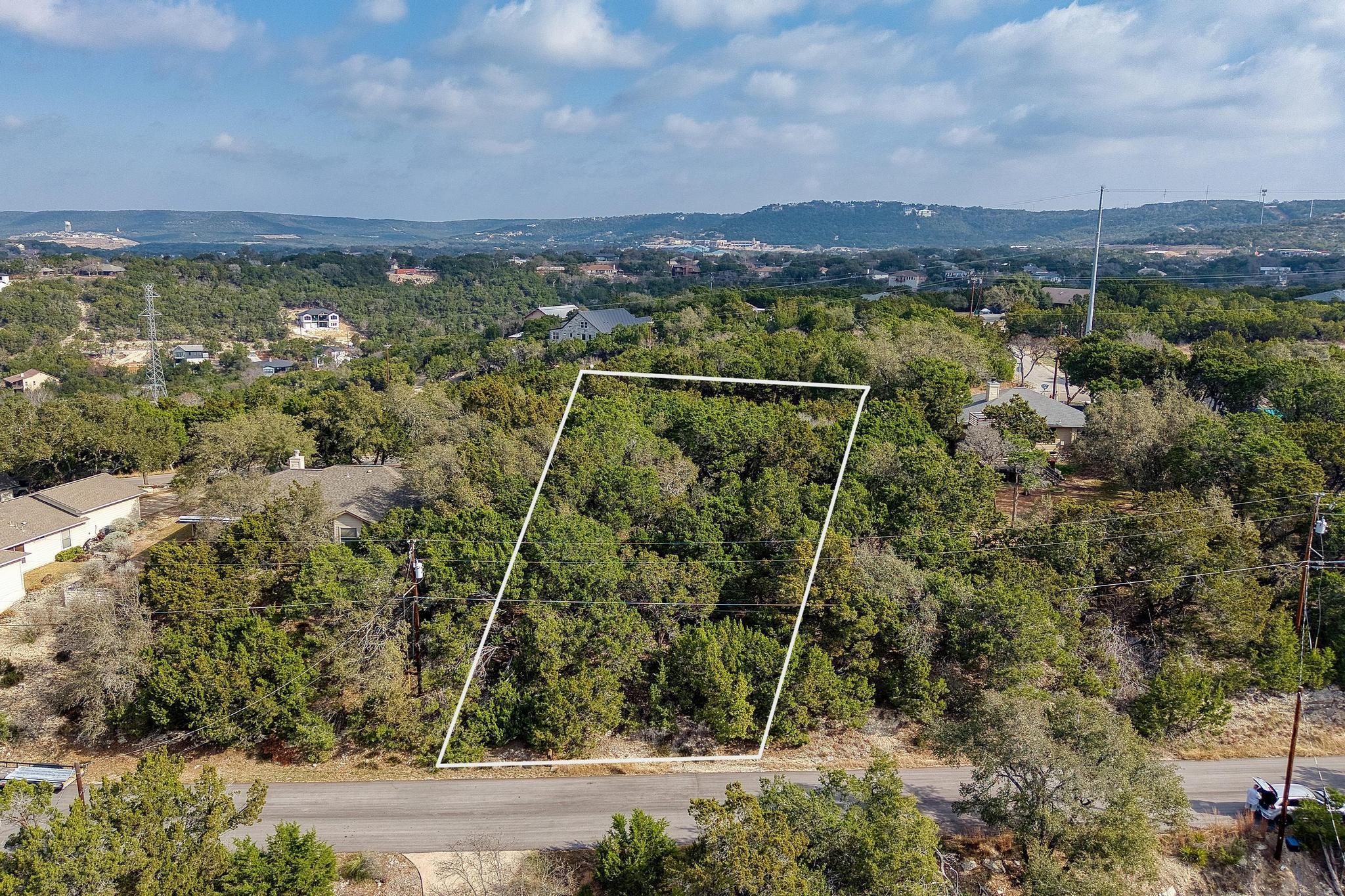 20812 Fawn Ridge Dr Property Photo 4