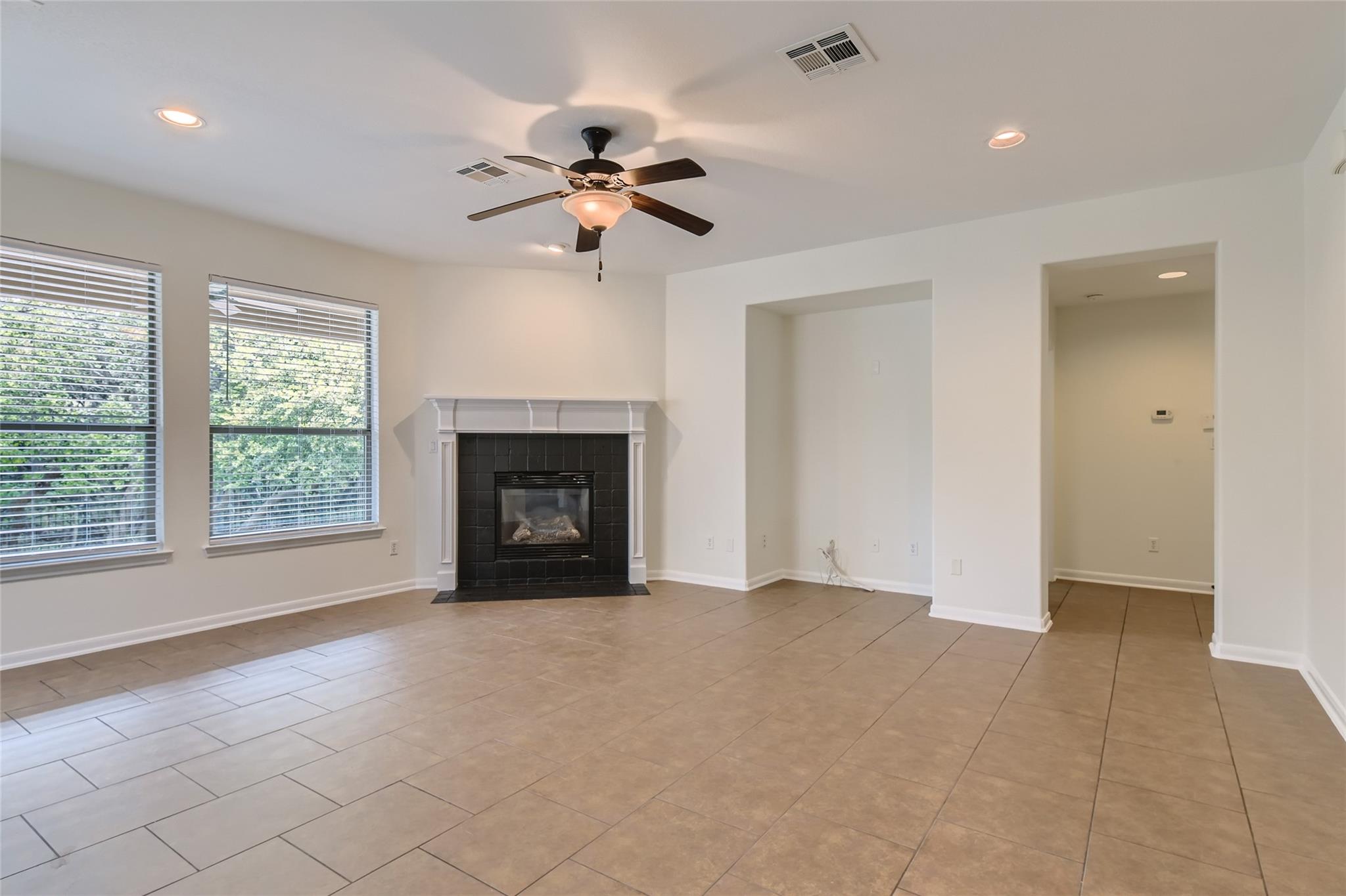 12609 Calistoga Way Property Photo 13