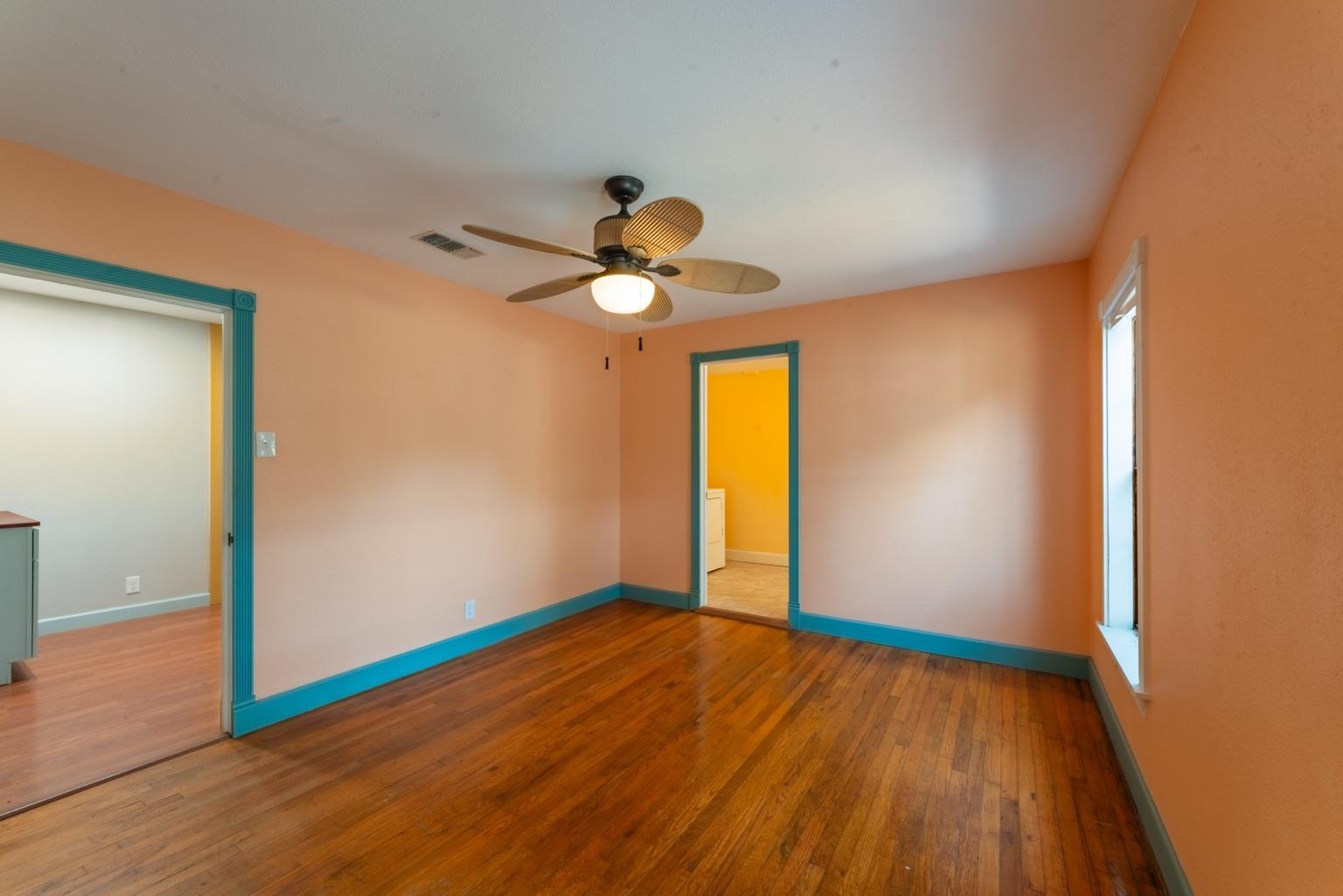 106 N Avenue C None Property Photo 22