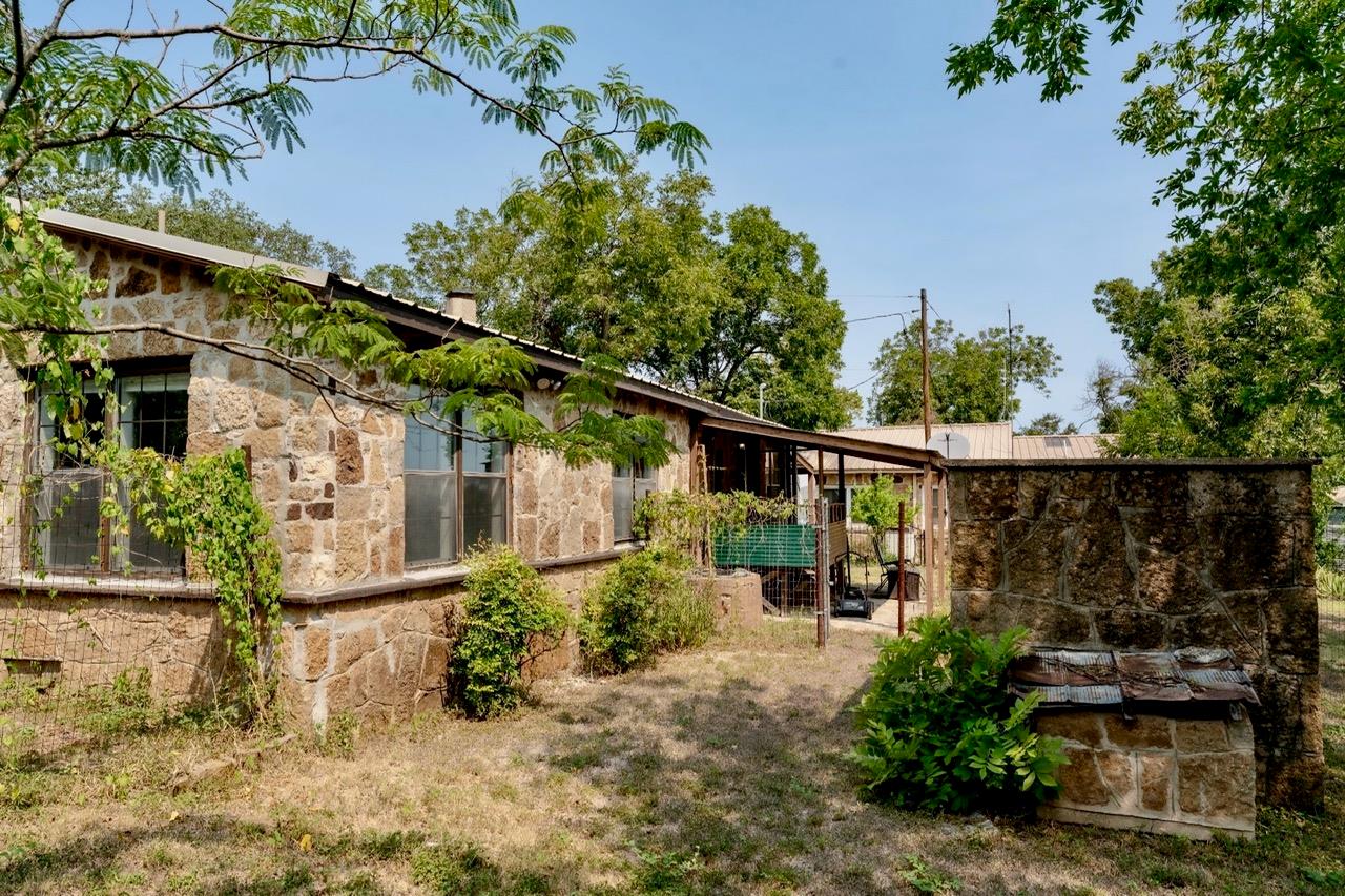 106 N Avenue C None Property Photo 30