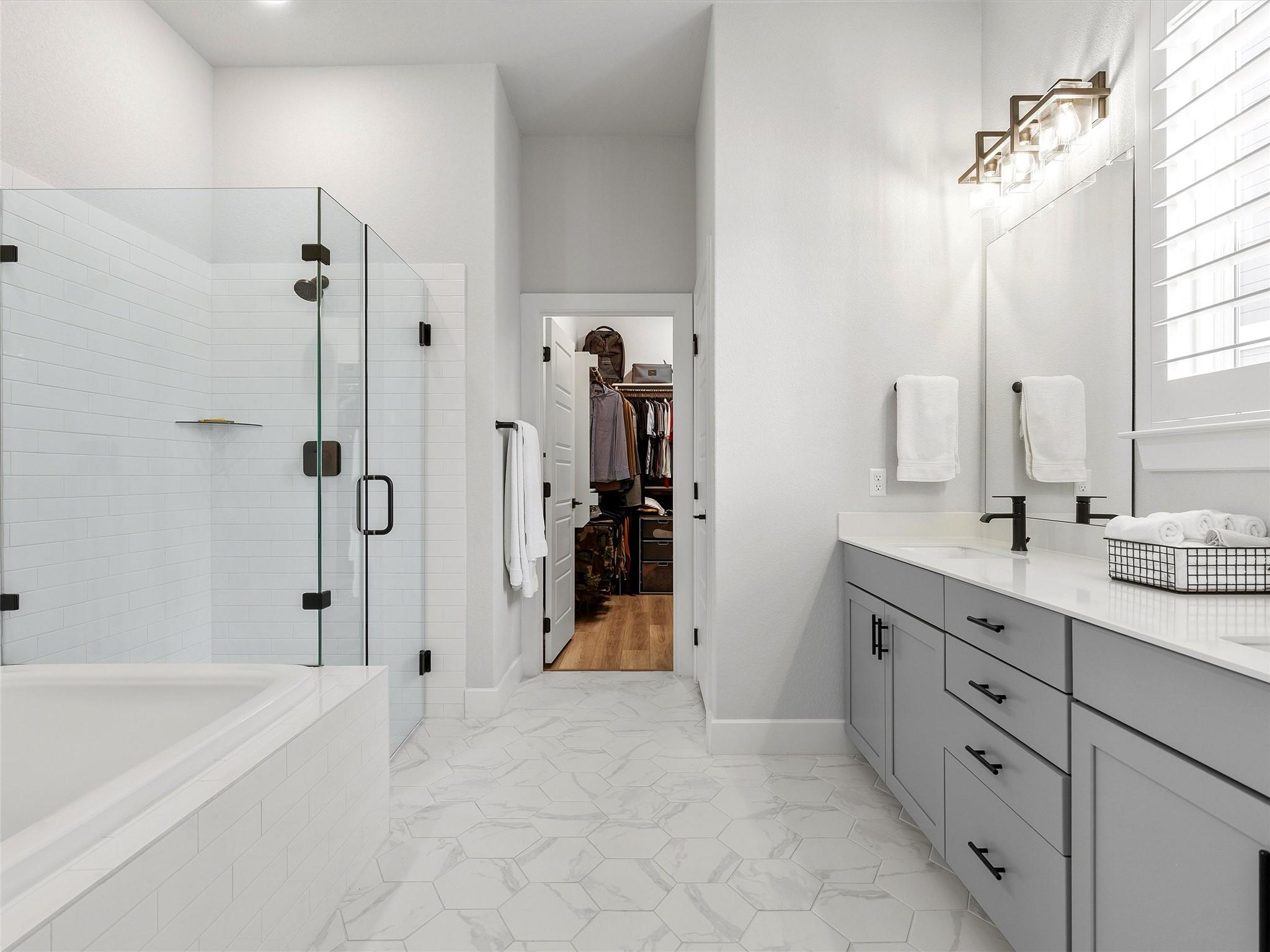 107 Breda Ave Property Photo 19