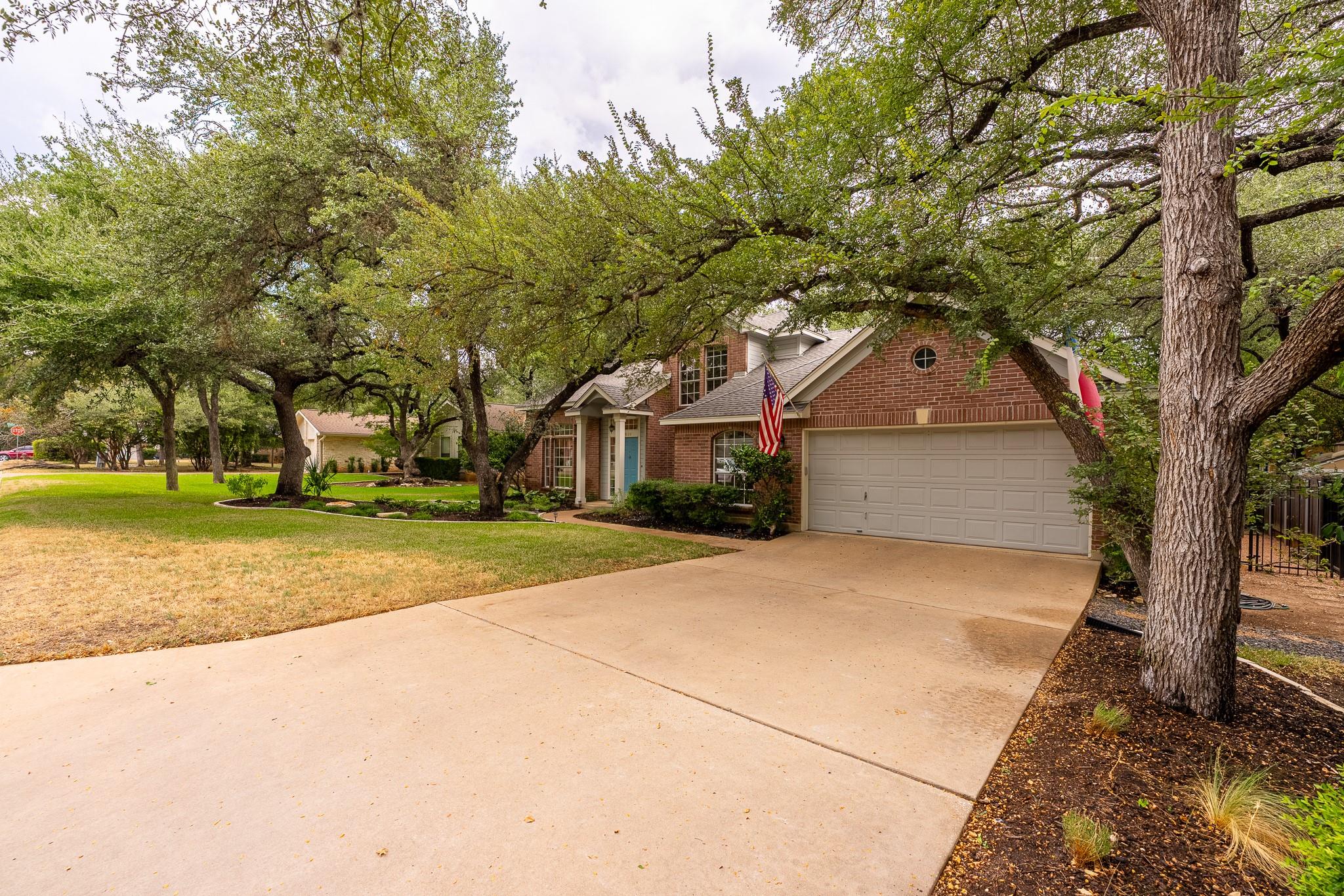 9106 Marybank Dr Property Photo 3