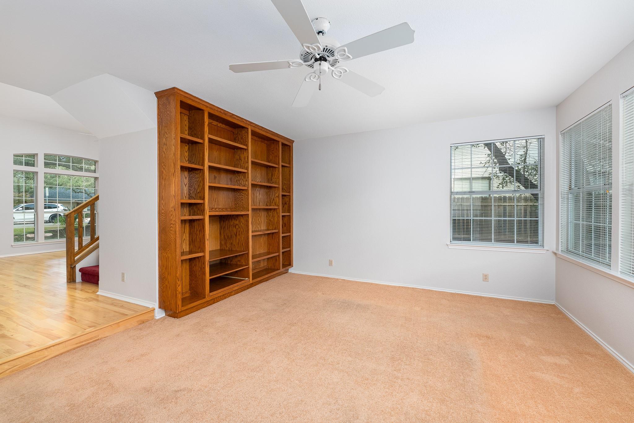 9106 Marybank Dr Property Photo 10