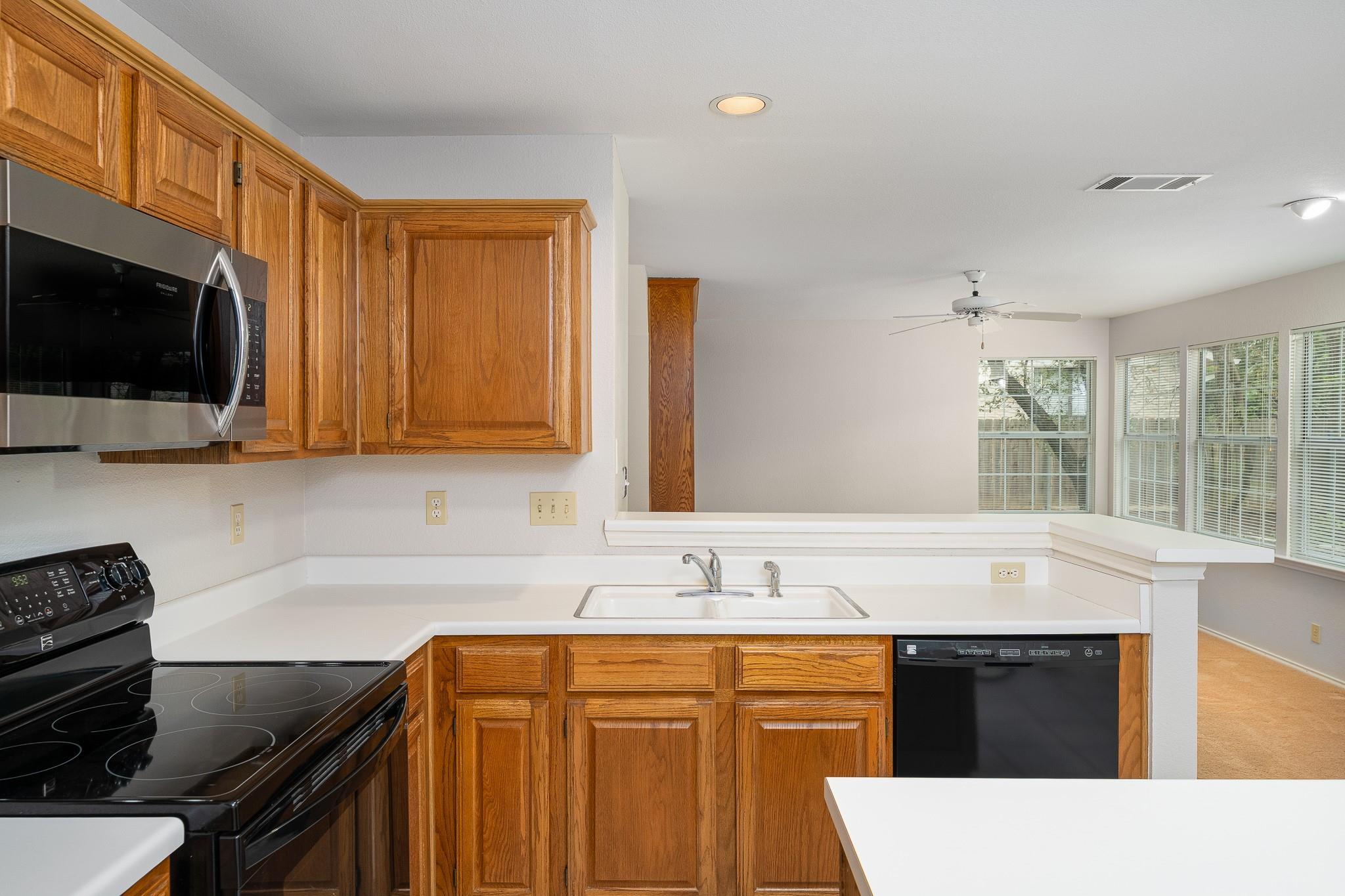 9106 Marybank Dr Property Photo 14