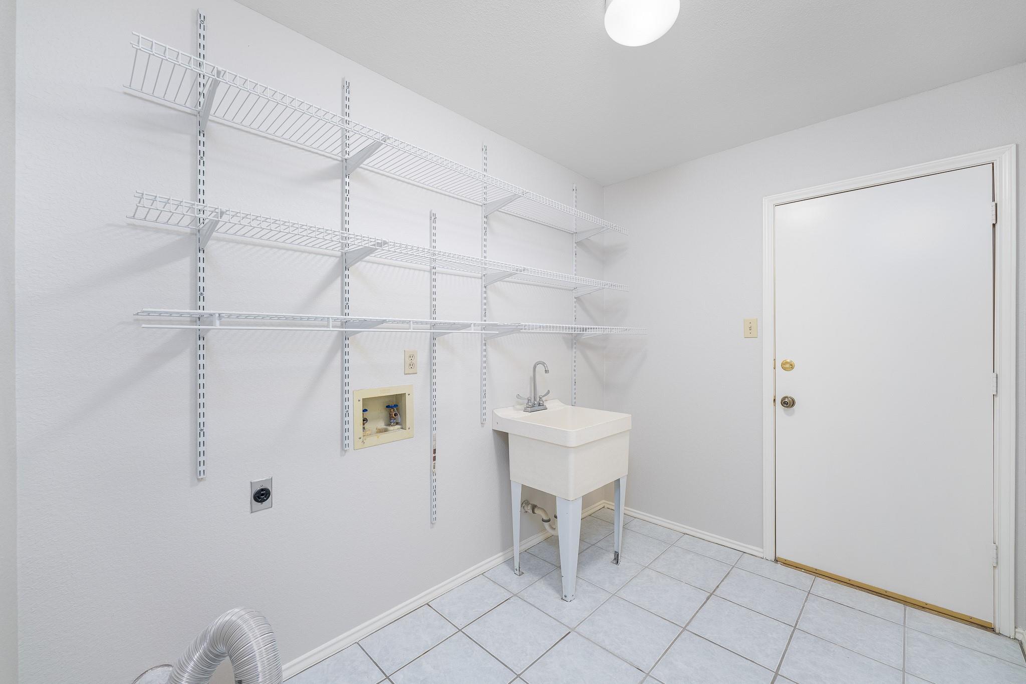 9106 Marybank Dr Property Photo 17