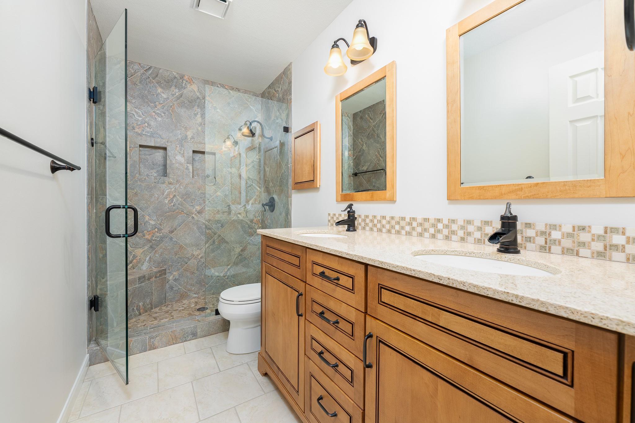 9106 Marybank Dr Property Photo 27