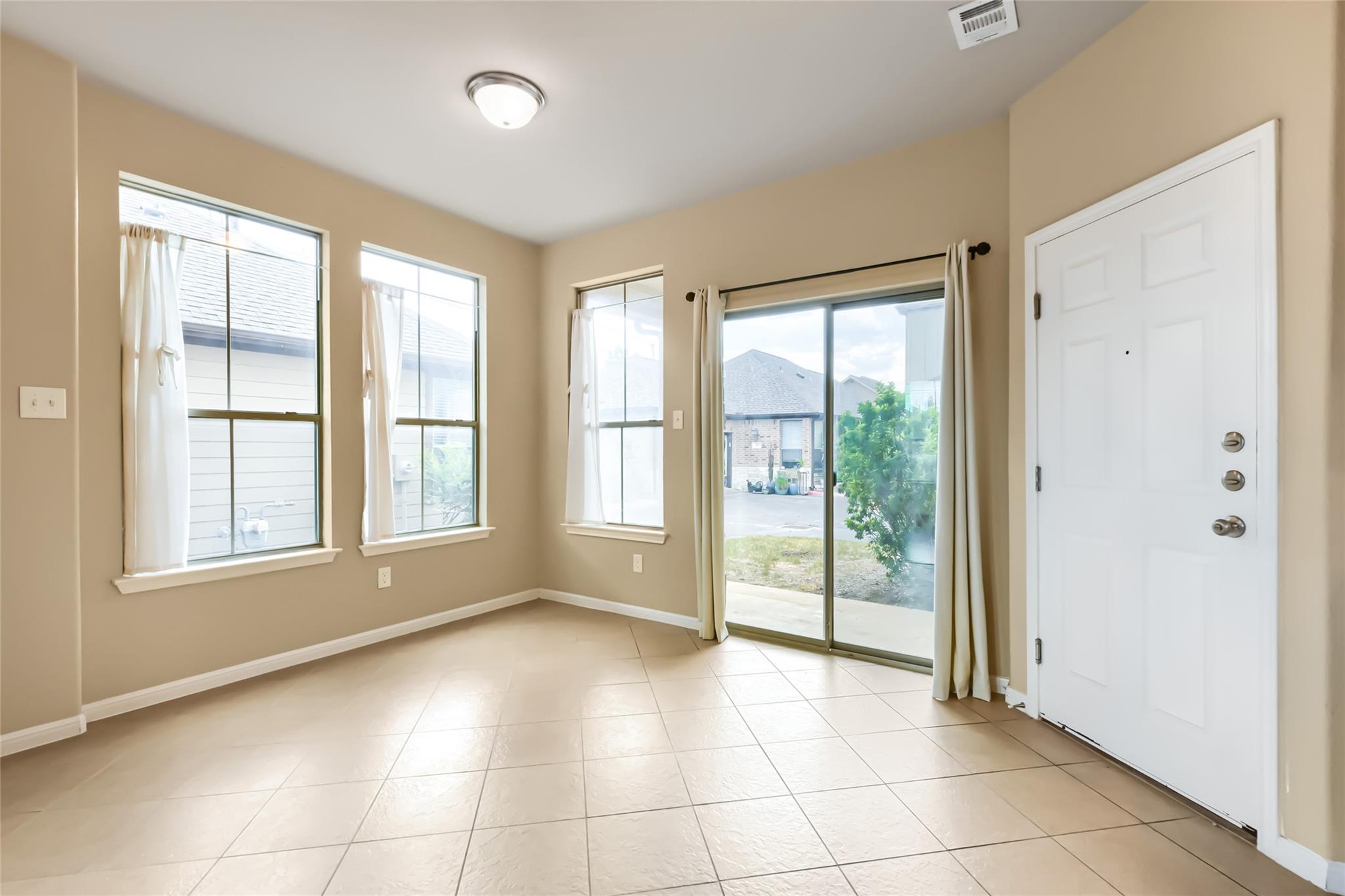 11400 Parmer Ln #103 Property Photo 13