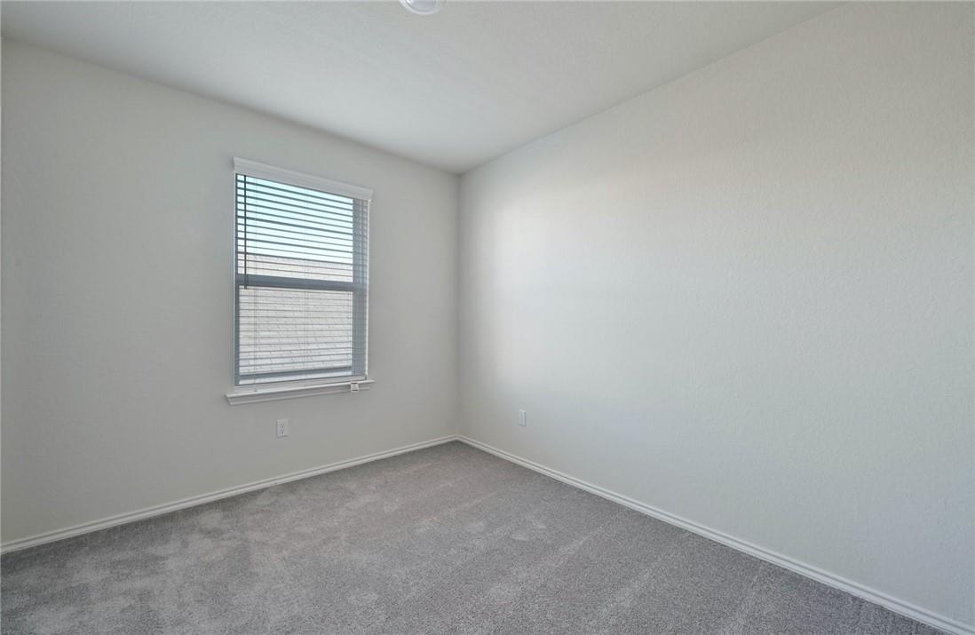 147 Longstraw Dr Property Photo 24
