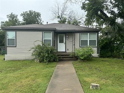 415 N Doak St Property Photo 1