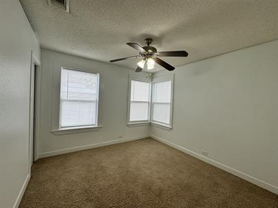415 N Doak St Property Photo 5