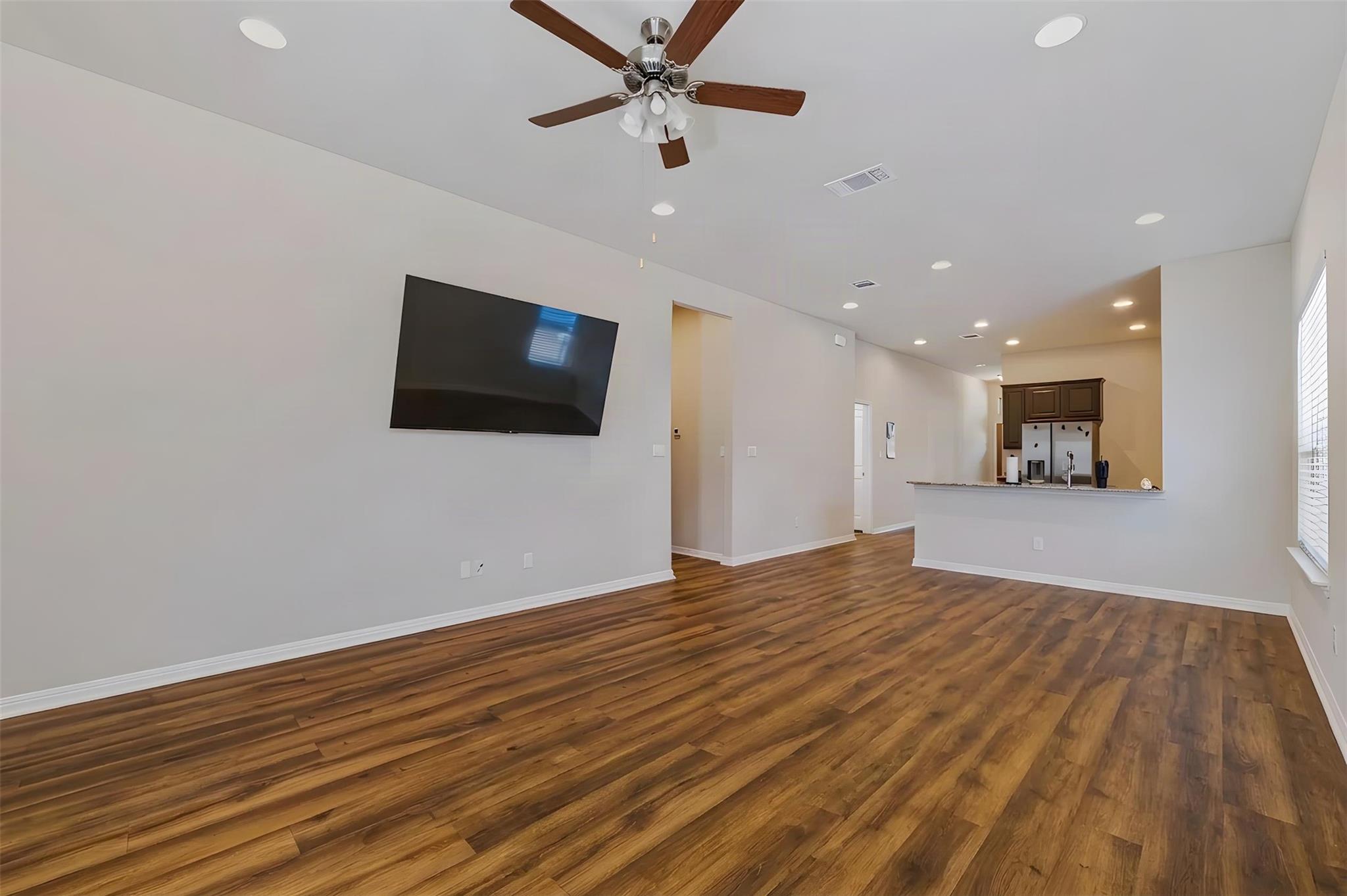 162 Rains None Property Photo 5
