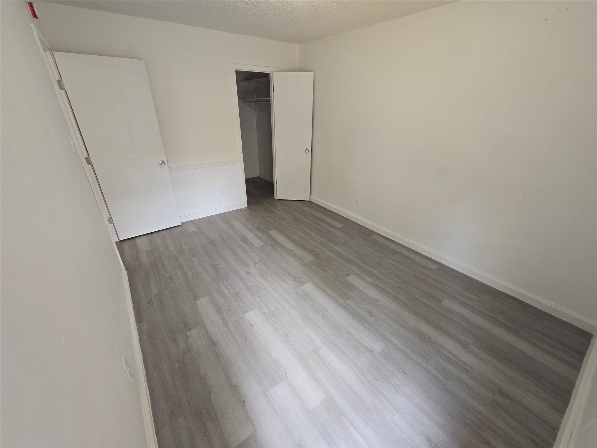 202 Northcrest Cir #d Property Photo 8