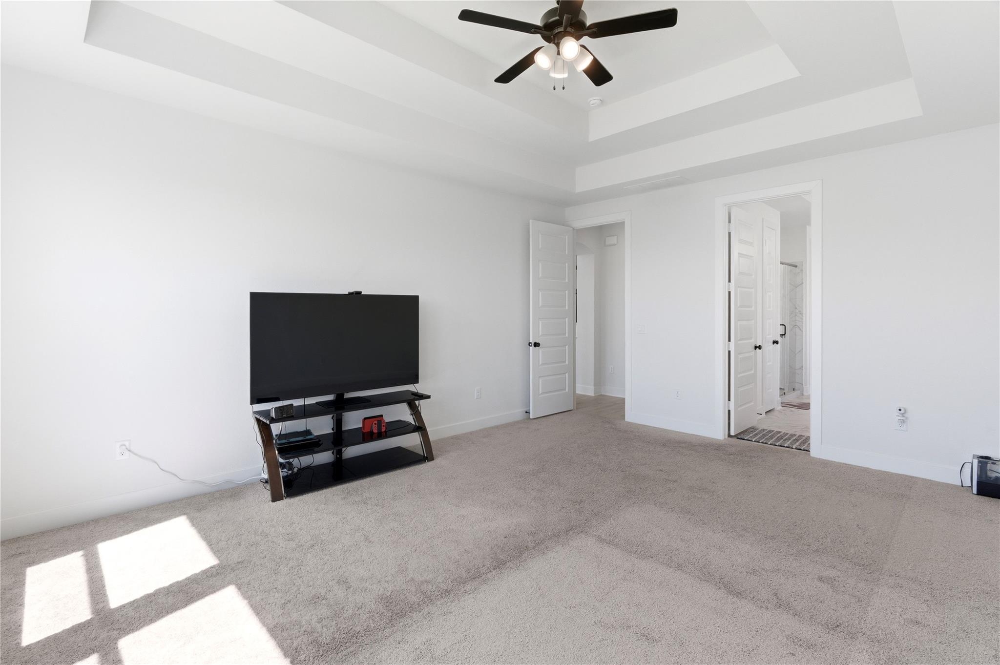 396 Hollister Dr Property Photo 14