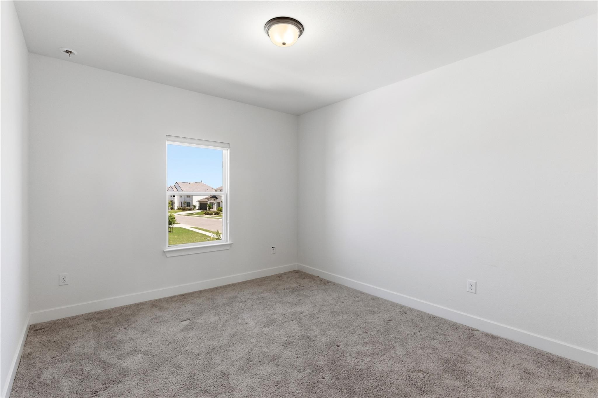 396 Hollister Dr Property Photo 23