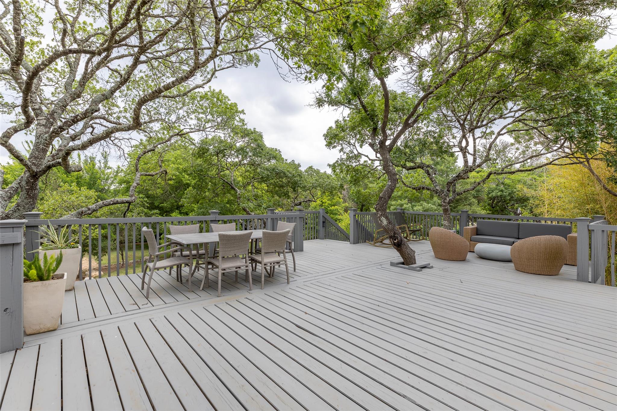 8800 Golden Rain Cv Property Photo 34