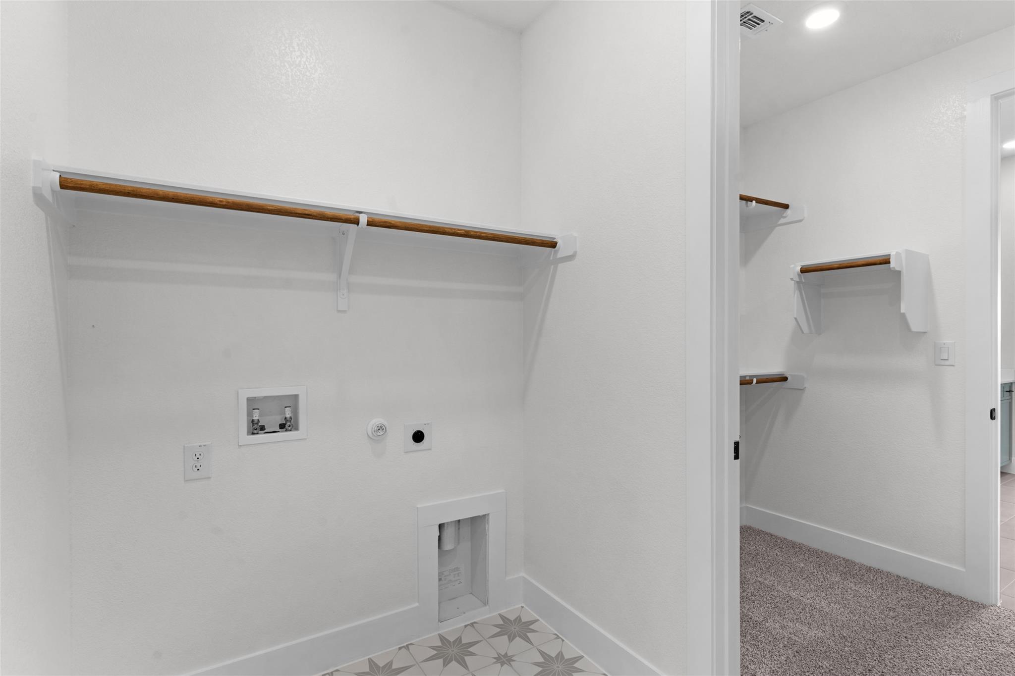 209 West Faulkner St Property Photo 14