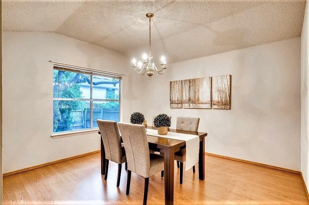 1811 Lobelia Dr Property Photo 6