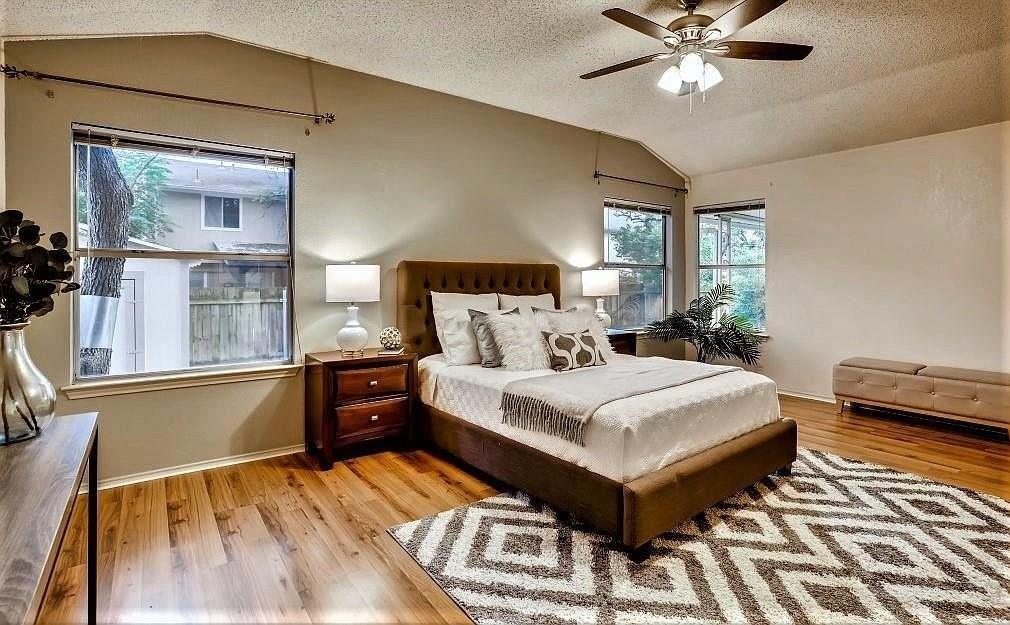 1811 Lobelia Dr Property Photo 11